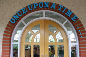 ONCE_UPON_A_TIME_-_JUNIOR_LIBRARY